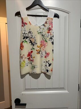 Silk Club Monaco Floral Scoop Neck Top
